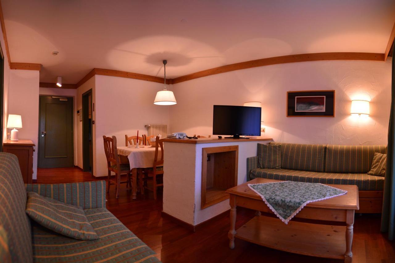 Appartamenti Astoria La Villa La Villa  Ngoại thất bức ảnh